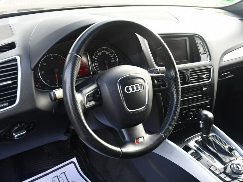 Audi Q5 2,0tdi S-line,Quattro,Navi,Pół-skóry,Elkt.Klapa.Klimatr 2 str.GWARANCJ 8R (2008-)