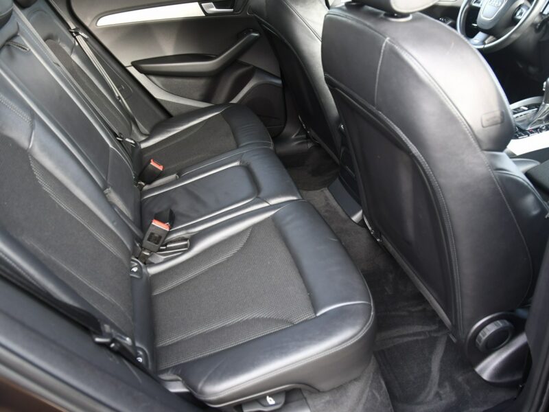 Audi Q5 2,0tdi S-line,Quattro,Navi,Pół-skóry,Elkt.Klapa.Klimatr 2 str.GWARANCJ 8R (2008-)