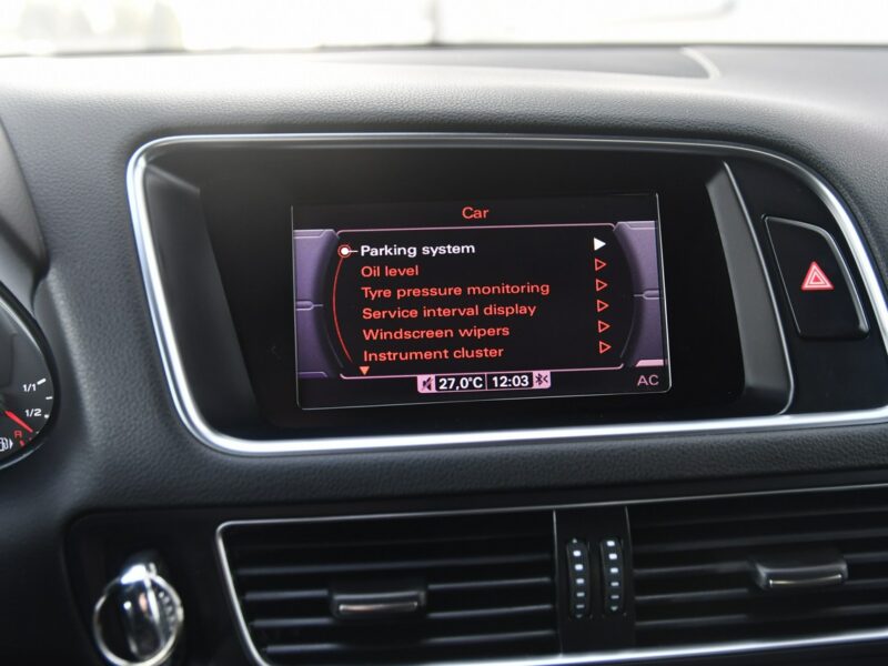 Audi Q5 2,0tdi S-line,Quattro,Navi,Pół-skóry,Elkt.Klapa.Klimatr 2 str.GWARANCJ 8R (2008-)