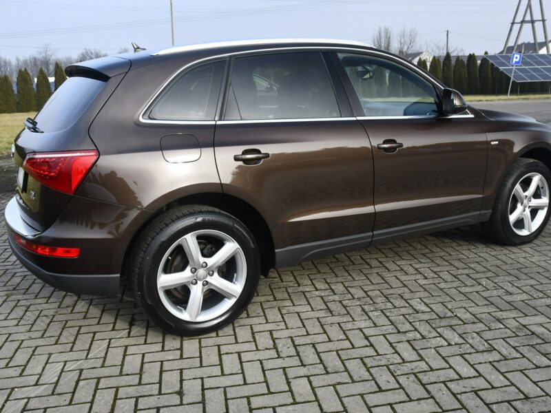Audi Q5 2,0tdi S-line,Quattro,Navi,Pół-skóry,Elkt.Klapa.Klimatr 2 str.GWARANCJ 8R (2008-)