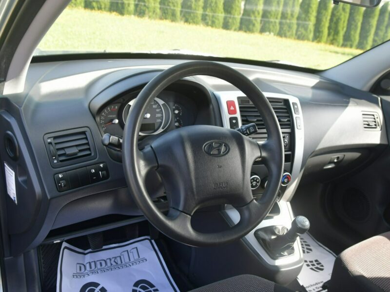 Hyundai Tucson 2,0 Benz. Rok 2006. Serwis.Klima.El.szyby.Centralka.kredyt.OKAZJA I (2004-2010)