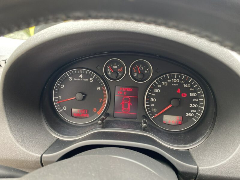 Audi A3 1,4 T 125KM ,podgrz. fotele, klimatronik, isofix, czujniki parkowania 8P (2003-2012)