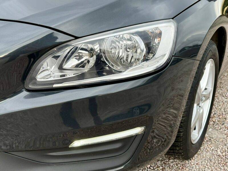 Volvo V60 D2,Led,Navi,Serwis ASO,Gwarancja I (2010-2018)