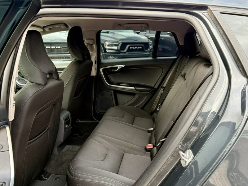 Volvo V60 D2,Led,Navi,Serwis ASO,Gwarancja I (2010-2018)