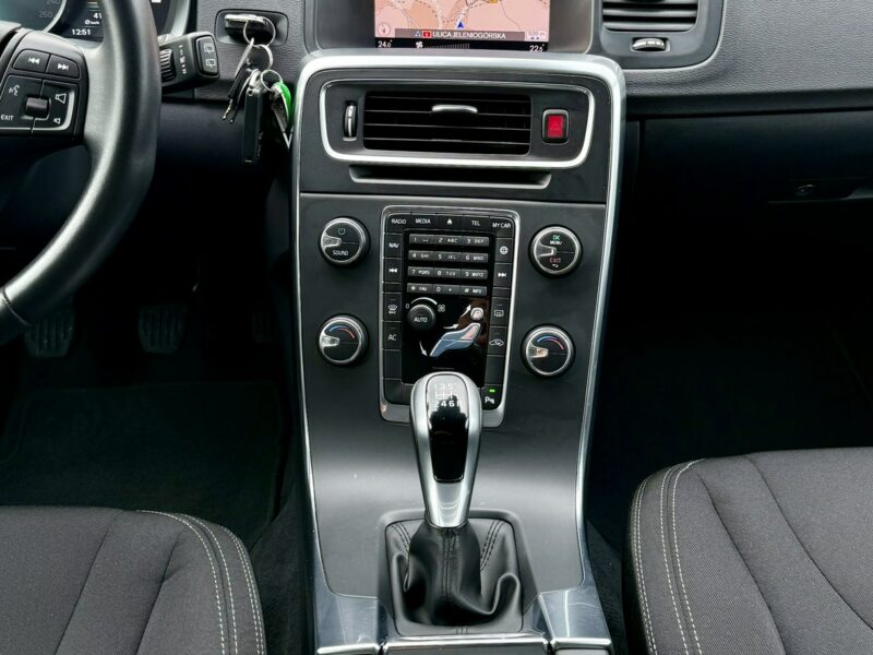 Volvo V60 D2,Led,Navi,Serwis ASO,Gwarancja I (2010-2018)