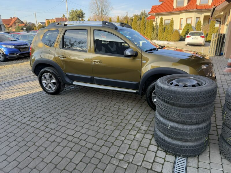 Dacia Duster 1,6 115KM Klimatyzacja Nawigacja Koła lato+zima I (2009-2017)