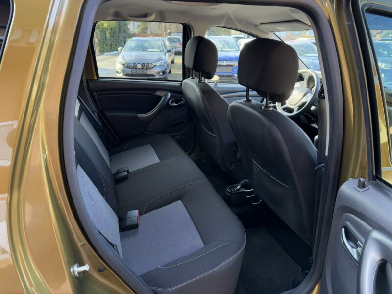 Dacia Duster 1,6 115KM Klimatyzacja Nawigacja Koła lato+zima I (2009-2017)