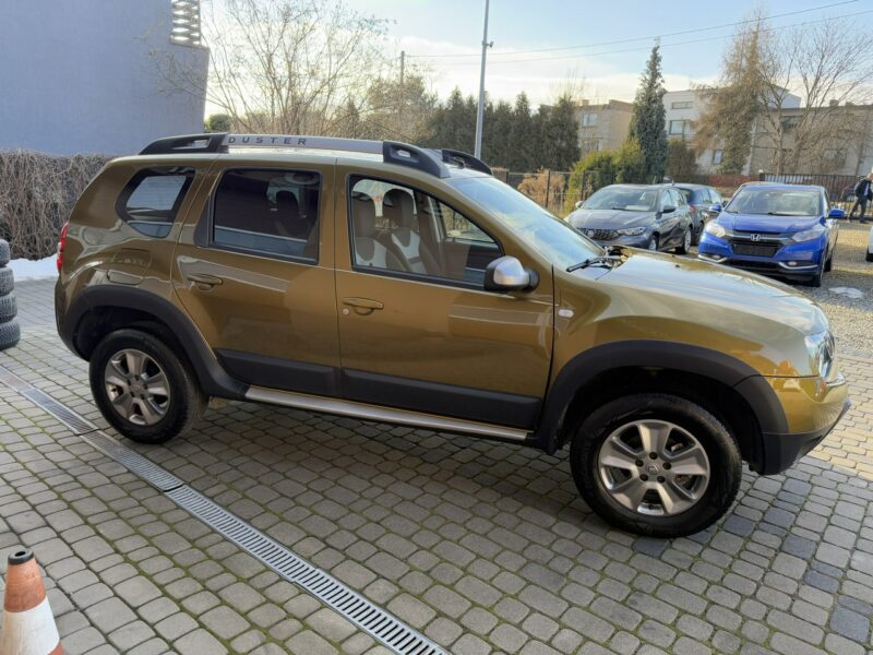 Dacia Duster 1,6 115KM Klimatyzacja Nawigacja Koła lato+zima I (2009-2017)