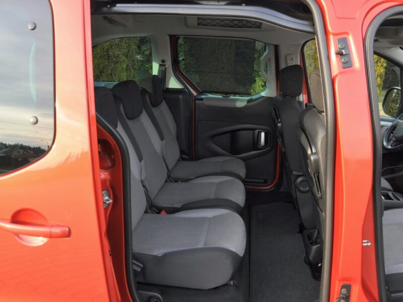 Peugeot Partner 1.6HDI(112KM)*Tepee*Klimatronik*Parktronik*Welur*Reling*I Wł*ASO II (2008-)