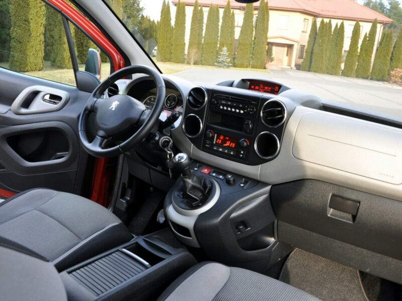 Peugeot Partner 1.6HDI(112KM)*Tepee*Klimatronik*Parktronik*Welur*Reling*I Wł*ASO II (2008-)