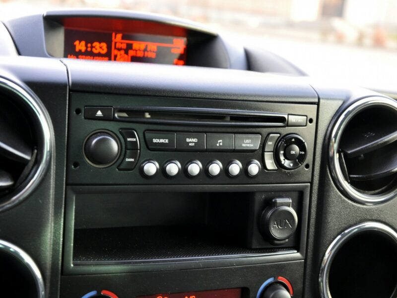 Peugeot Partner 1.6HDI(112KM)*Tepee*Klimatronik*Parktronik*Welur*Reling*I Wł*ASO II (2008-)