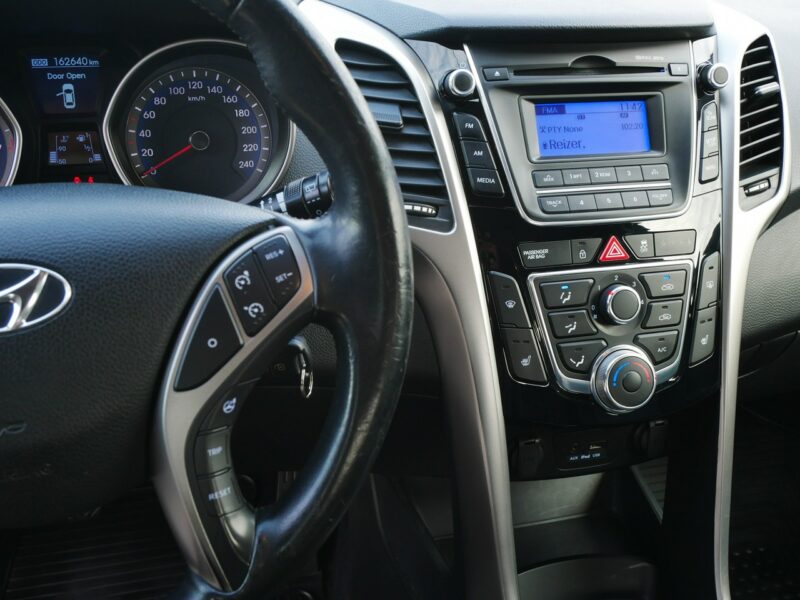 Hyundai i30 1.4 CVVT 100KM Comfort -Tempomat -Grzane fot -1 WŁ OD 6 LAT -Zobacz II (2012 - 2016)