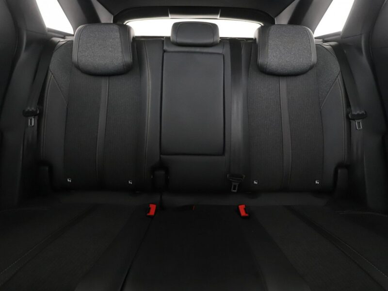 Peugeot 3008 GT-Line navi kamera virtual Bluetooth FullLED tempomat II (2016-)