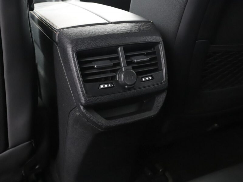 Peugeot 3008 GT-Line navi kamera virtual Bluetooth FullLED tempomat II (2016-)