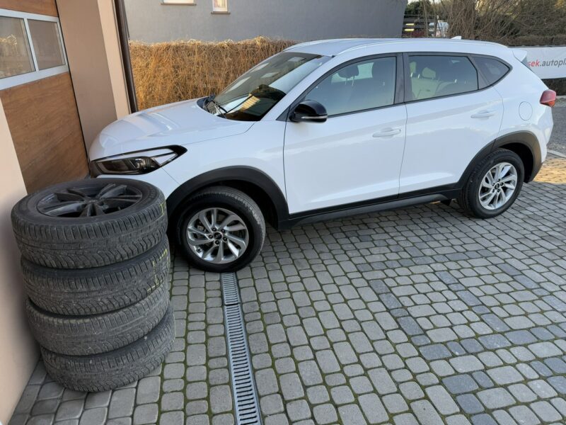 Hyundai Tucson 1,6 132KM Klima Navi Kamera 2xPDC Koła lato+zima III (2015-2020)