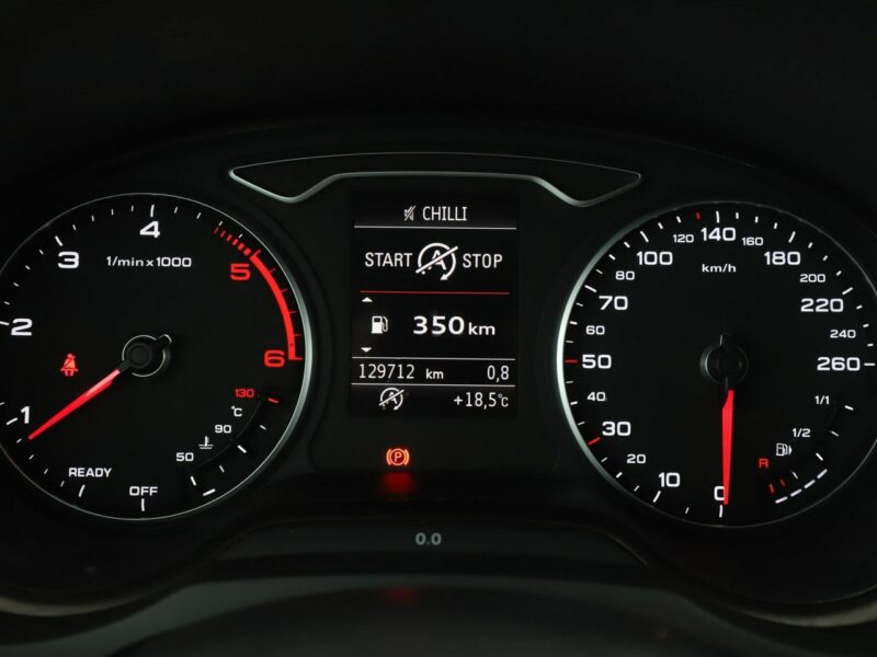 Audi A3 skóra navi grzane fotele Bluetooth climatronic LED PDC tempomat 8Y