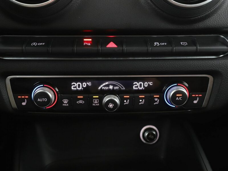 Audi A3 skóra navi grzane fotele Bluetooth climatronic LED PDC tempomat 8Y