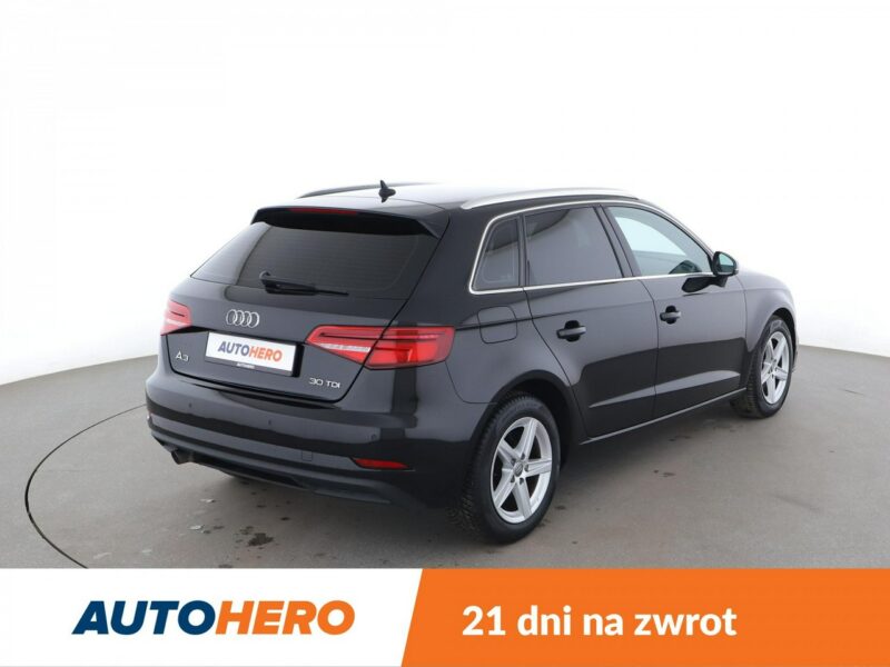 Audi A3 skóra navi grzane fotele Bluetooth climatronic LED PDC tempomat 8Y