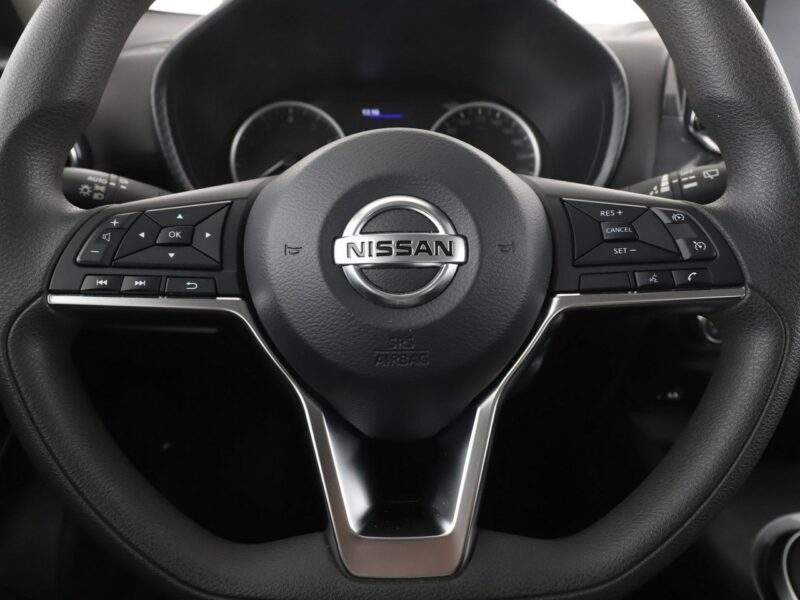 Nissan Juke navi klimatyzacja kamera i czujniki parkowania II (2019-)