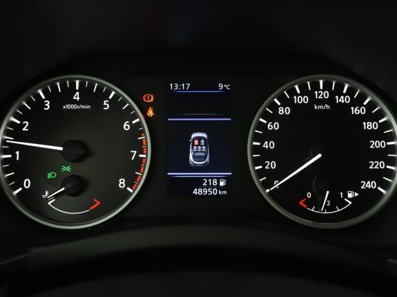 Nissan Juke navi klimatyzacja kamera i czujniki parkowania II (2019-)