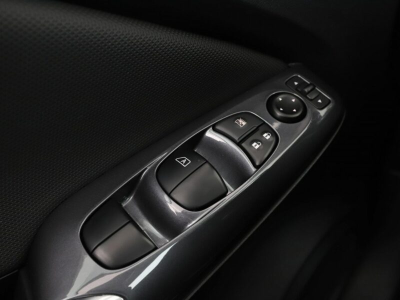 Nissan Juke navi klimatyzacja kamera i czujniki parkowania II (2019-)