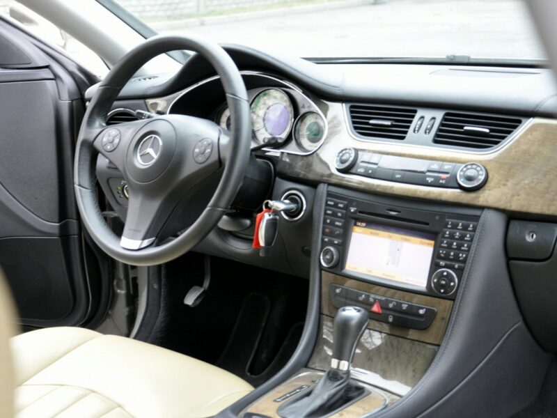 Mercedes CLS 350 3,5V6 292KM Avantgarde/Navi/KremoweSkóry/Alufegi/Xenon/ C219 (2004-2010)