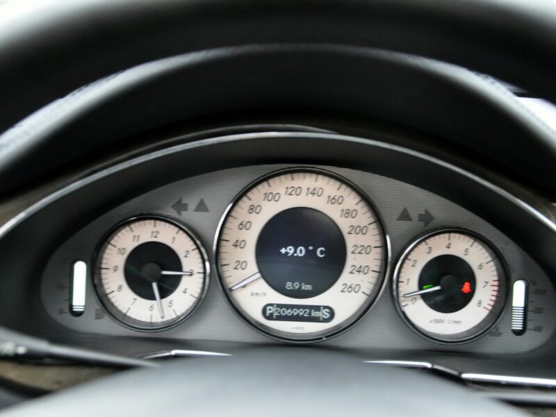 Mercedes CLS 350 3,5V6 292KM Avantgarde/Navi/KremoweSkóry/Alufegi/Xenon/ C219 (2004-2010)