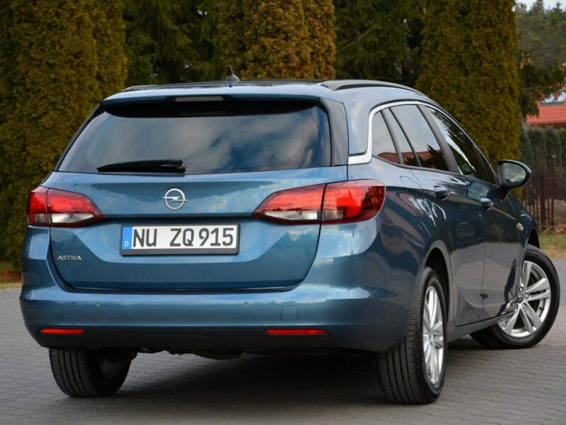 Opel Astra Xenon Ledy Duża Navi Klimatronic Grz. kierownica As. Pasa 2xParktr. K (2015-2021)