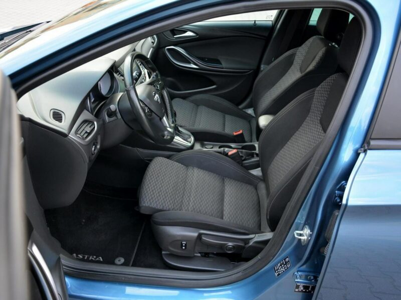 Opel Astra Xenon Ledy Duża Navi Klimatronic Grz. kierownica As. Pasa 2xParktr. K (2015-2021)