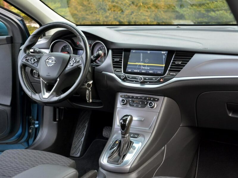 Opel Astra Xenon Ledy Duża Navi Klimatronic Grz. kierownica As. Pasa 2xParktr. K (2015-2021)