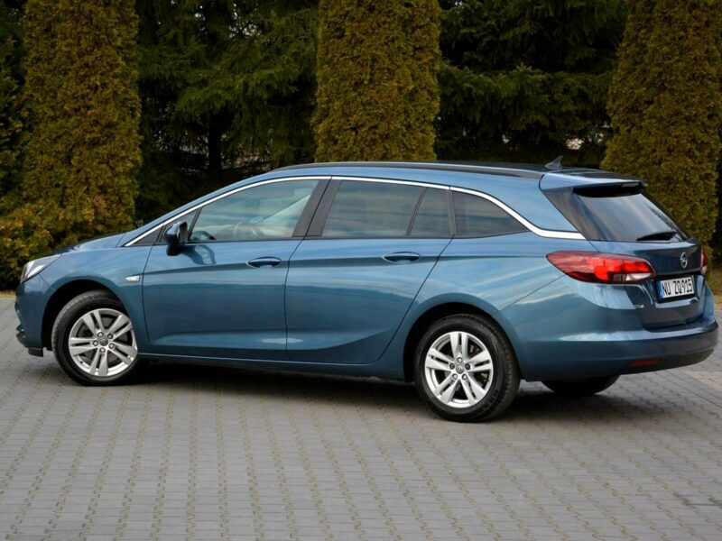 Opel Astra Xenon Ledy Duża Navi Klimatronic Grz. kierownica As. Pasa 2xParktr. K (2015-2021)