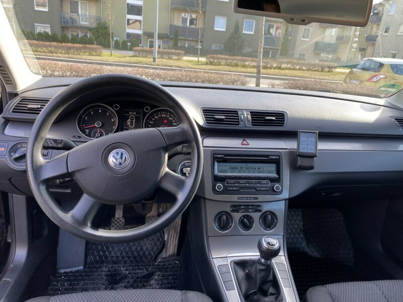 Volkswagen Passat 1,4b, CLIMAtic, podgrzewane fotele, nowe opony wielosezenowe B6 (2005-2010)