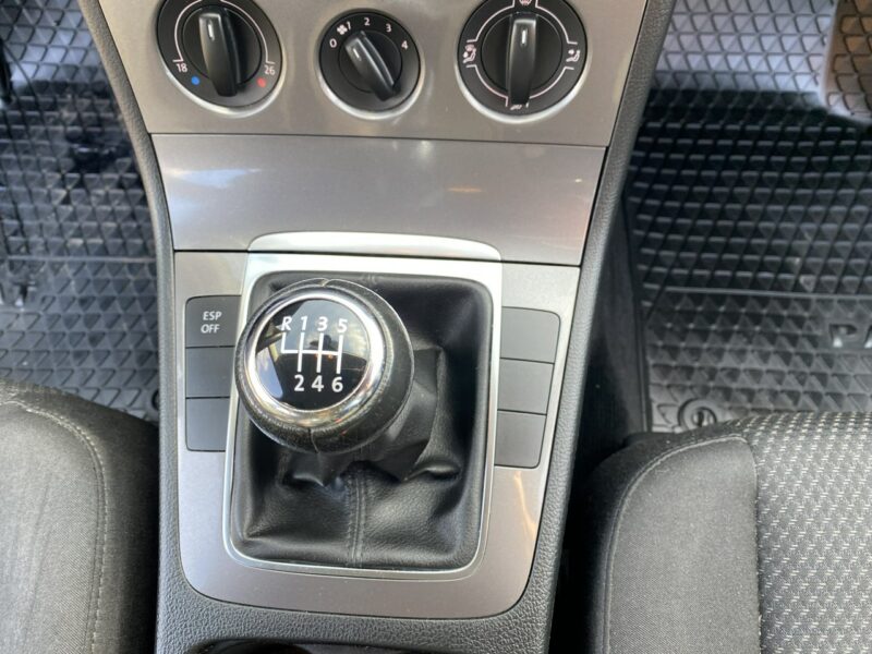 Volkswagen Passat 1,4b, CLIMAtic, podgrzewane fotele, nowe opony wielosezenowe B6 (2005-2010)