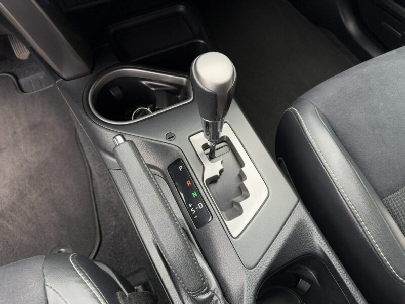Toyota RAV-4 2,5 Hybrid 155KM Navi Klima 2xPDC Kamera Xenony IV (2012-)