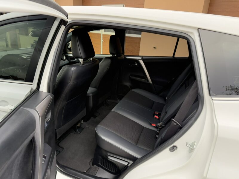 Toyota RAV-4 2,5 Hybrid 155KM Navi Klima 2xPDC Kamera Xenony IV (2012-)