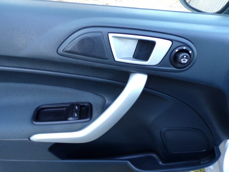 Ford Fiesta Klimatyzacja /Gwarancja /1,2 /82KM /2012r Mk7 (2008-)