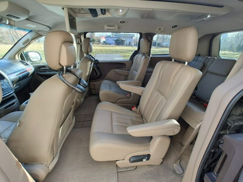 Chrysler Town & Country