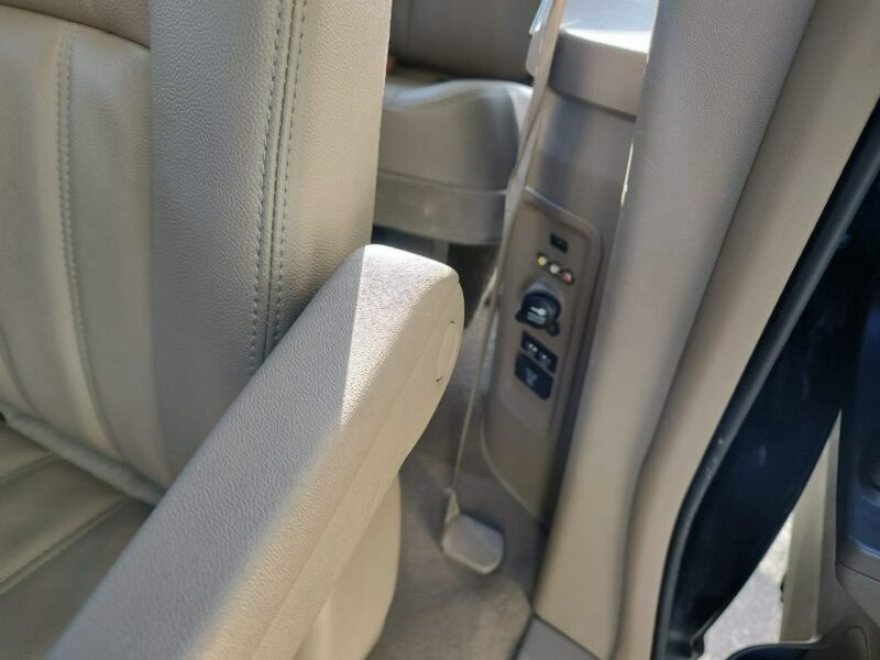 Chrysler Town & Country