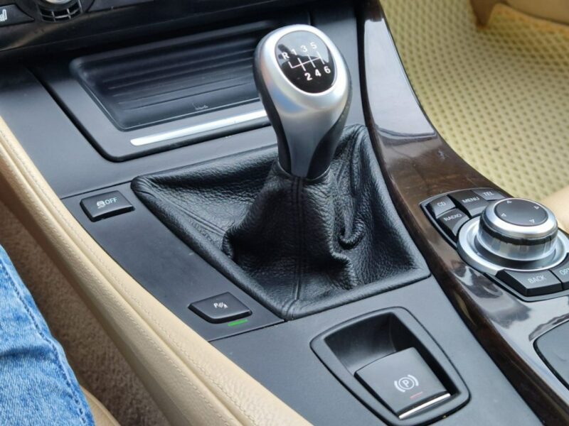 BMW 518