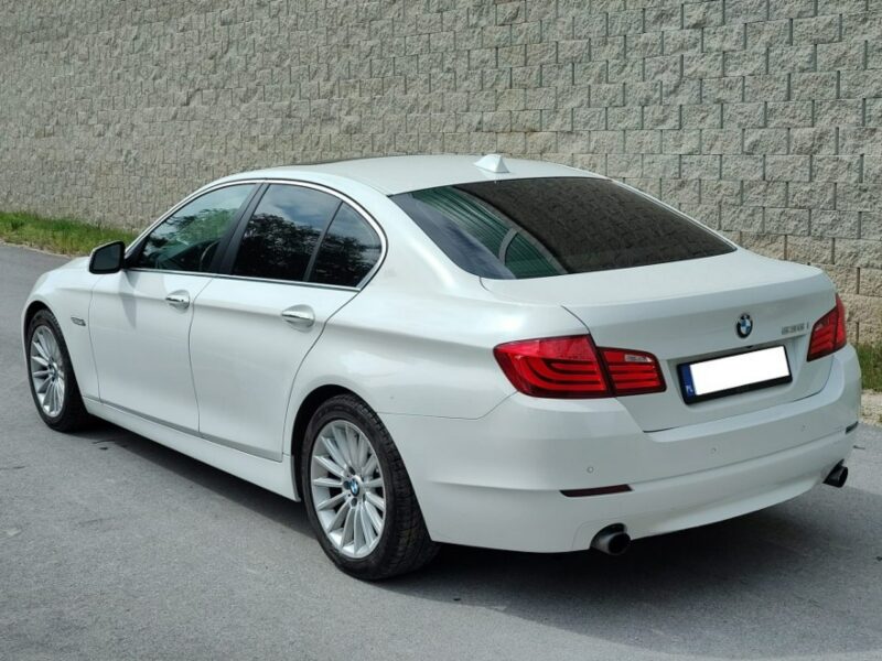 BMW 518