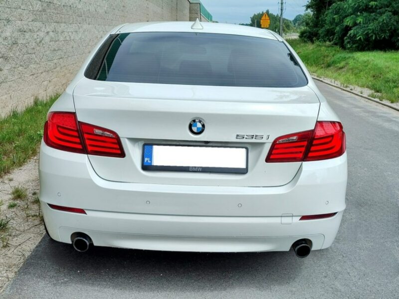 BMW 518