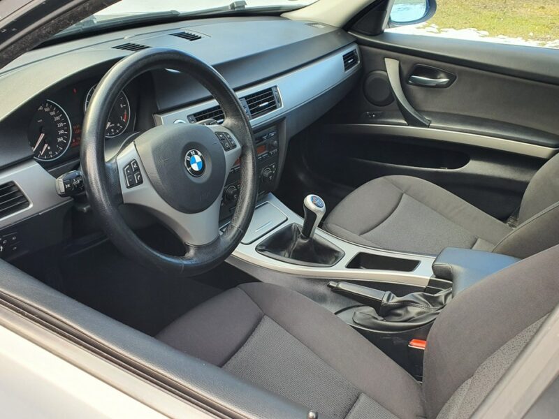 BMW 320 2.0i 150KM # Climatronic # 2x PDC # Szyber # Xenon # Super Stan !!! E90E91E92E93(2005-2012)