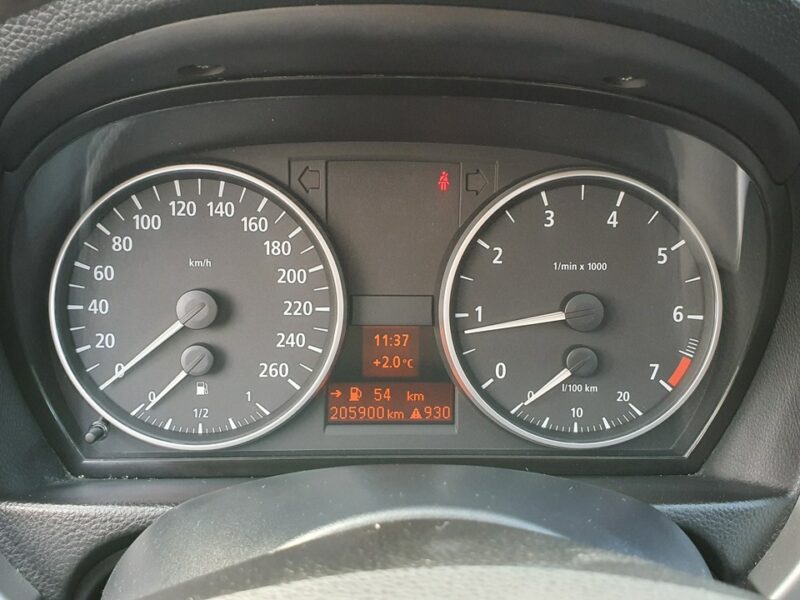 BMW 320 2.0i 150KM # Climatronic # 2x PDC # Szyber # Xenon # Super Stan !!! E90E91E92E93(2005-2012)