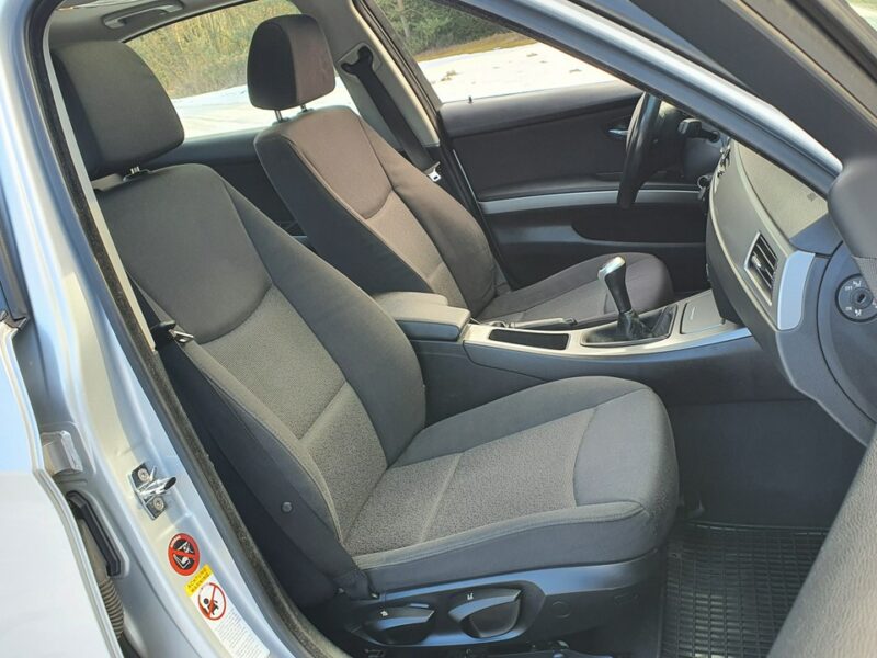 BMW 320 2.0i 150KM # Climatronic # 2x PDC # Szyber # Xenon # Super Stan !!! E90E91E92E93(2005-2012)