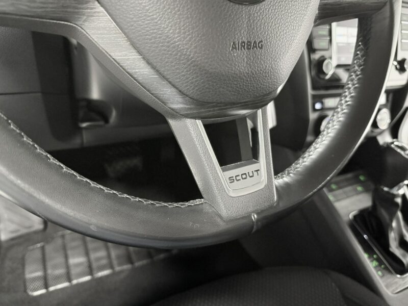 Škoda Octavia SCOUT 2.0 TDI 184KM*DSG*4x4*AppleCar*Bi-Xenon*Duża Navi*Tempomat*Black III (2013-)