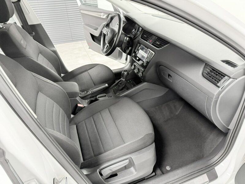 Škoda Octavia SCOUT 2.0 TDI 184KM*DSG*4x4*AppleCar*Bi-Xenon*Duża Navi*Tempomat*Black III (2013-)