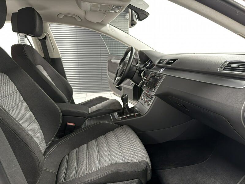 Volkswagen CC 2.0 TSI 210KM*Navi*BiXenon*HIGHLINE*Klimatronic*Kamera*Łopatki II (2012-)