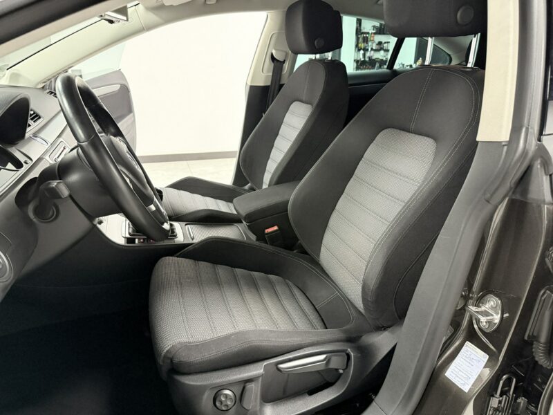 Volkswagen CC 2.0 TSI 210KM*Navi*BiXenon*HIGHLINE*Klimatronic*Kamera*Łopatki II (2012-)