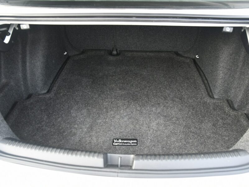 Volkswagen Jetta 2,0 Benz MPI. Automat.Serwis.Klimatyzacja.El.szyby.Centralka,kredyt. A6 (2010-)