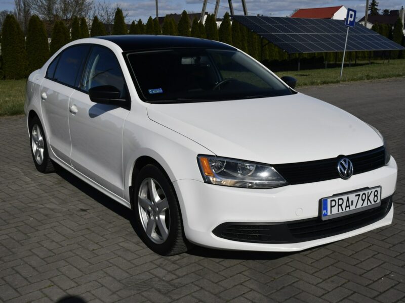 Volkswagen Jetta 2,0 Benz MPI. Automat.Serwis.Klimatyzacja.El.szyby.Centralka,kredyt. A6 (2010-)